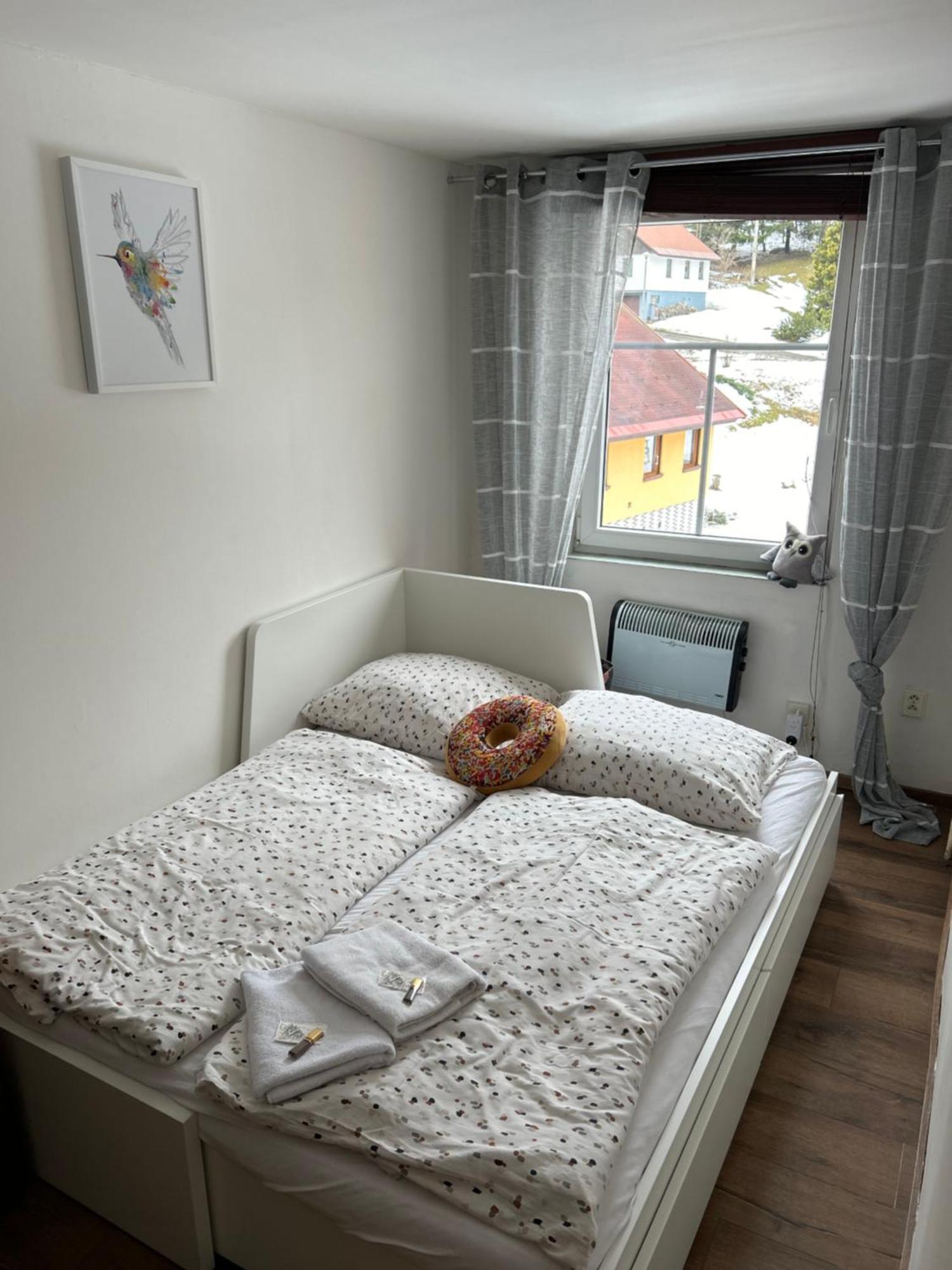 Apartment Owl Korenov Bagian luar foto