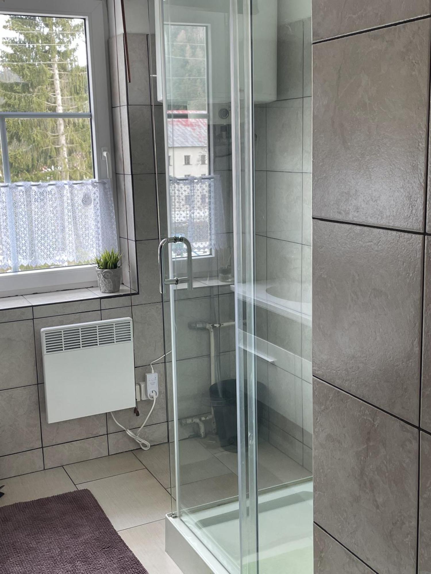 Apartment Owl Korenov Bagian luar foto