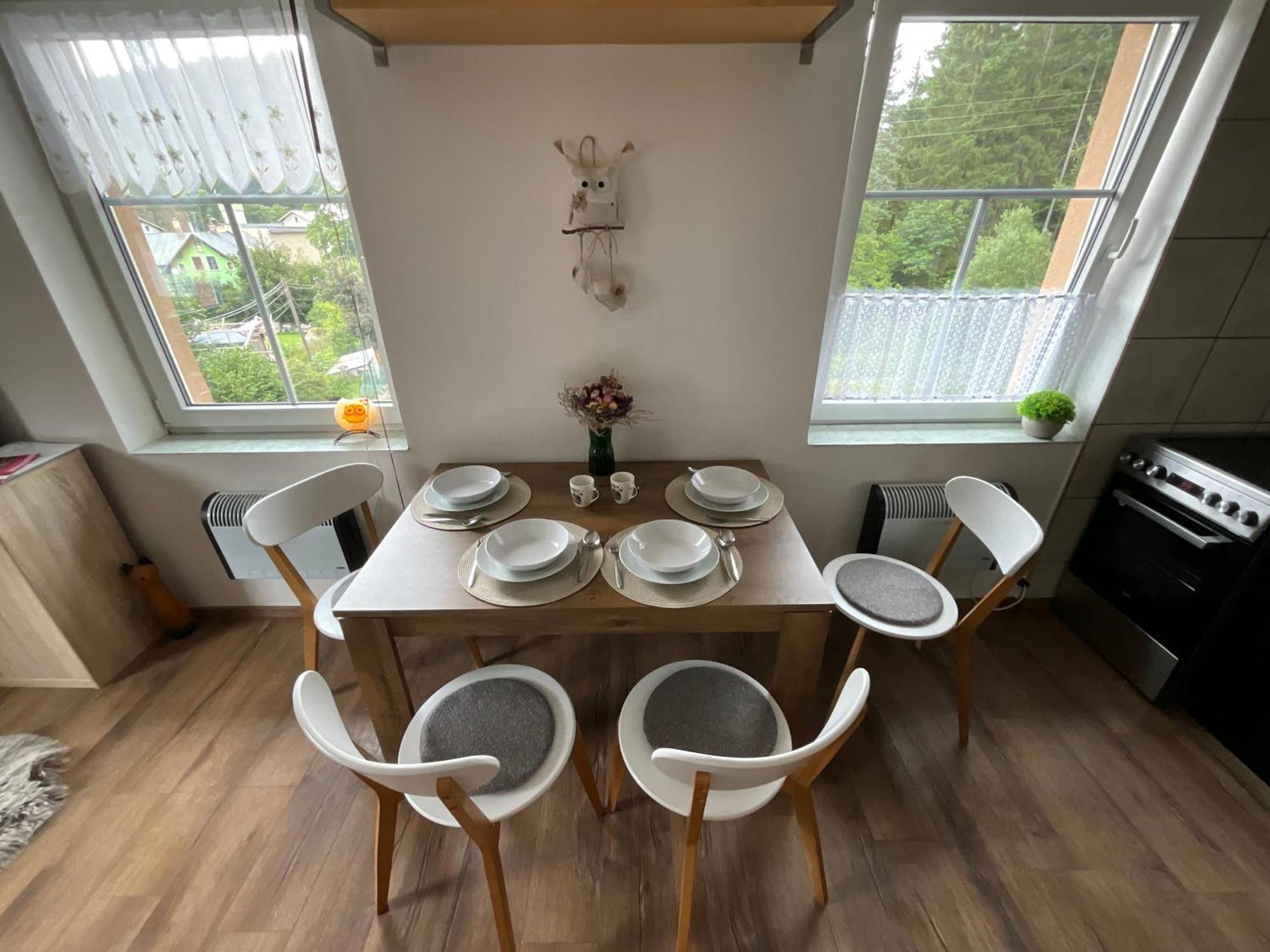 Apartment Owl Korenov Bagian luar foto